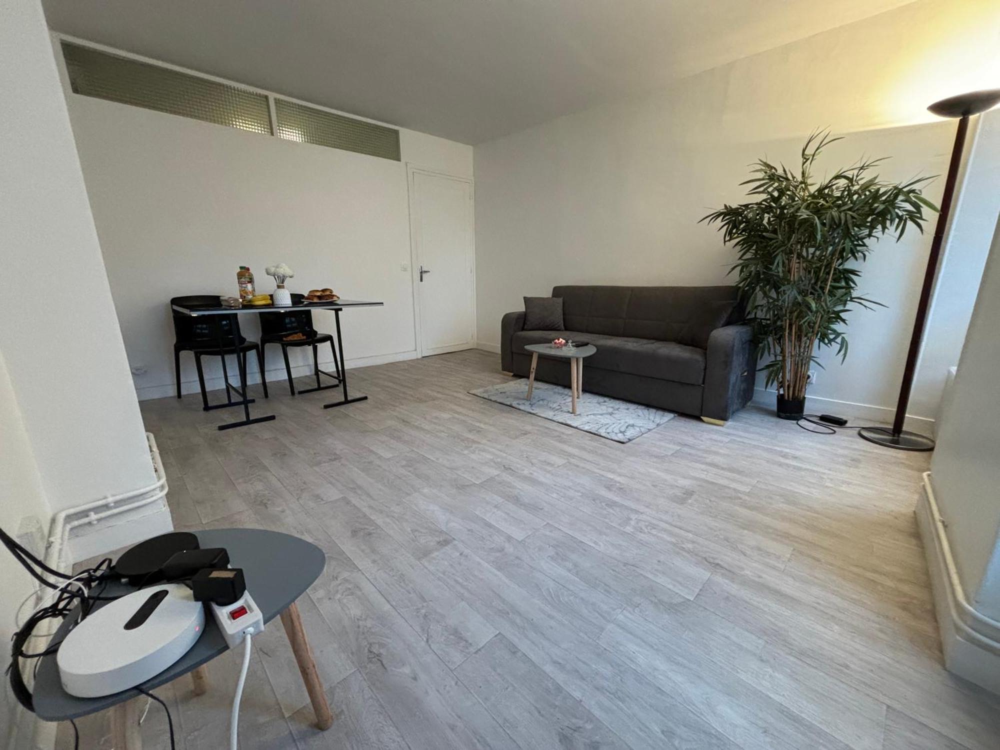 Appartement Situe Dans Le 9Eme Arrondissement, A Deux Pas Du Sacre-Coeur Paris Exterior photo